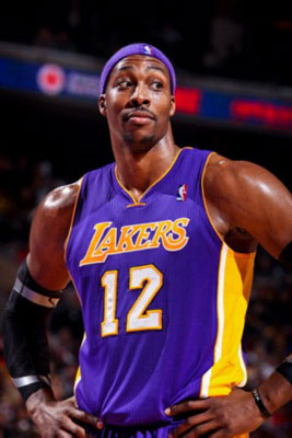 维蒂尼亚是第九位欧冠对英格兰球队戴帽球员，也是葡萄牙首人（维蒂尼亚成欧冠对英格兰队第9位上演帽子戏法者，葡萄牙第一人）