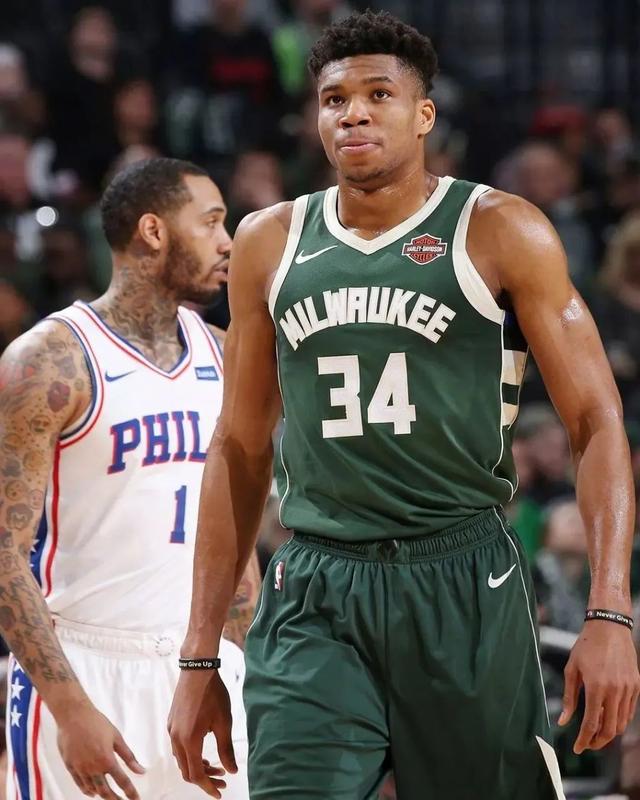 防他？不存在的！小罗的盘带是艺术（想防住他？别做梦！小罗的盘带就是艺术）