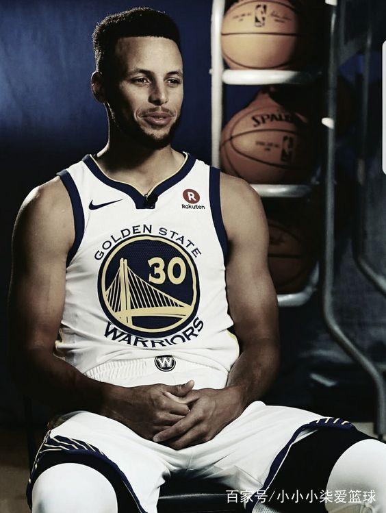 斯基拉：尤文未谈妥麦肯尼续约，两家意甲俱乐部已与球员接触（斯基拉：尤文与麦肯尼续约仍未达成，已有两支意甲队联系球员）