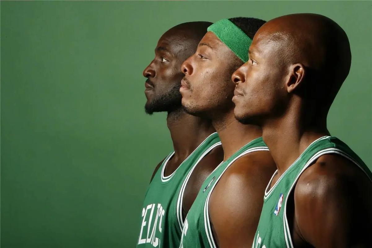 TA：阿森纳接近挖走那不勒斯的首席球探米凯利（TA：阿森纳即将从那不勒斯引进首席球探米凯利）