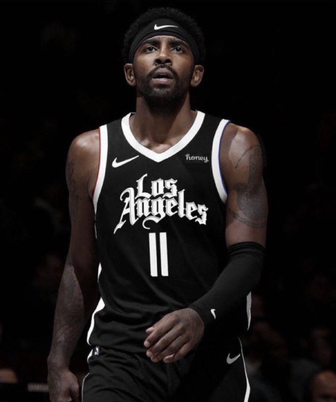 辽宁男篮王哲林关键得分带队胜（王哲林关键时刻砍分，率辽宁男篮赢球）