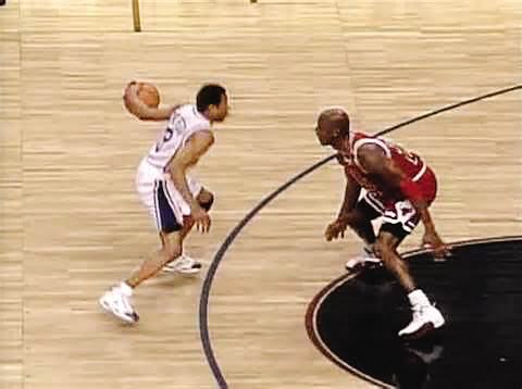 热刺做了一笔好交易：租借拜仁后腰帕利尼亚（热刺精明引援：从拜仁租来后腰帕利尼亚）