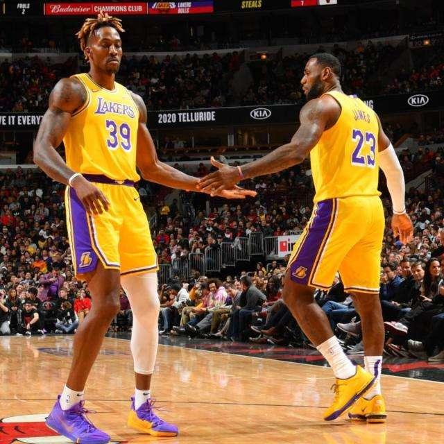 防守不稳，皇马近3场比赛场均被射门15次，此前14场仅为9.7次（皇马防线松动：近3战场均被对手射门15次，前14场仅9.7次）