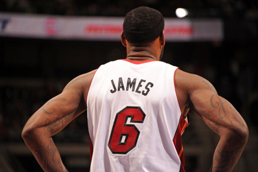 退役后务农，哈姆西克：和妻子养了29只鸡，鸡蛋多得吃不完（挂靴回乡务农，哈姆西克与妻子养29只鸡：鸡蛋多到吃不完）